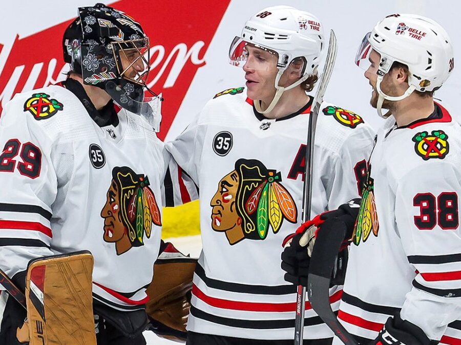 Blackhawks, fans welcome Andrew Shaw back to Chicago - Sports