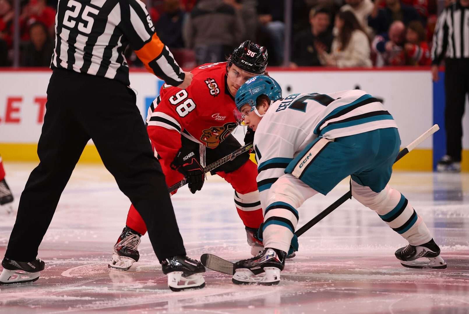 RECAP: Blackhawks come back in third, win finale 5-2